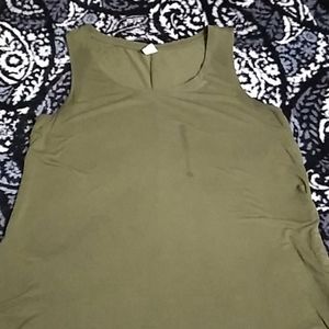 Old Navy army green tank